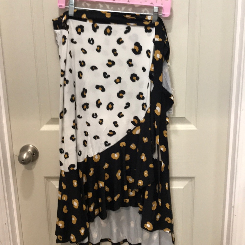 Lularoe Bella wrap skirt